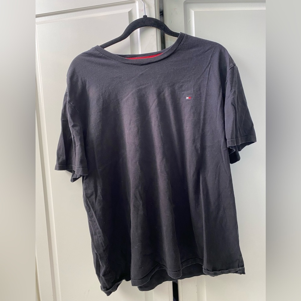 TOMMY TEE